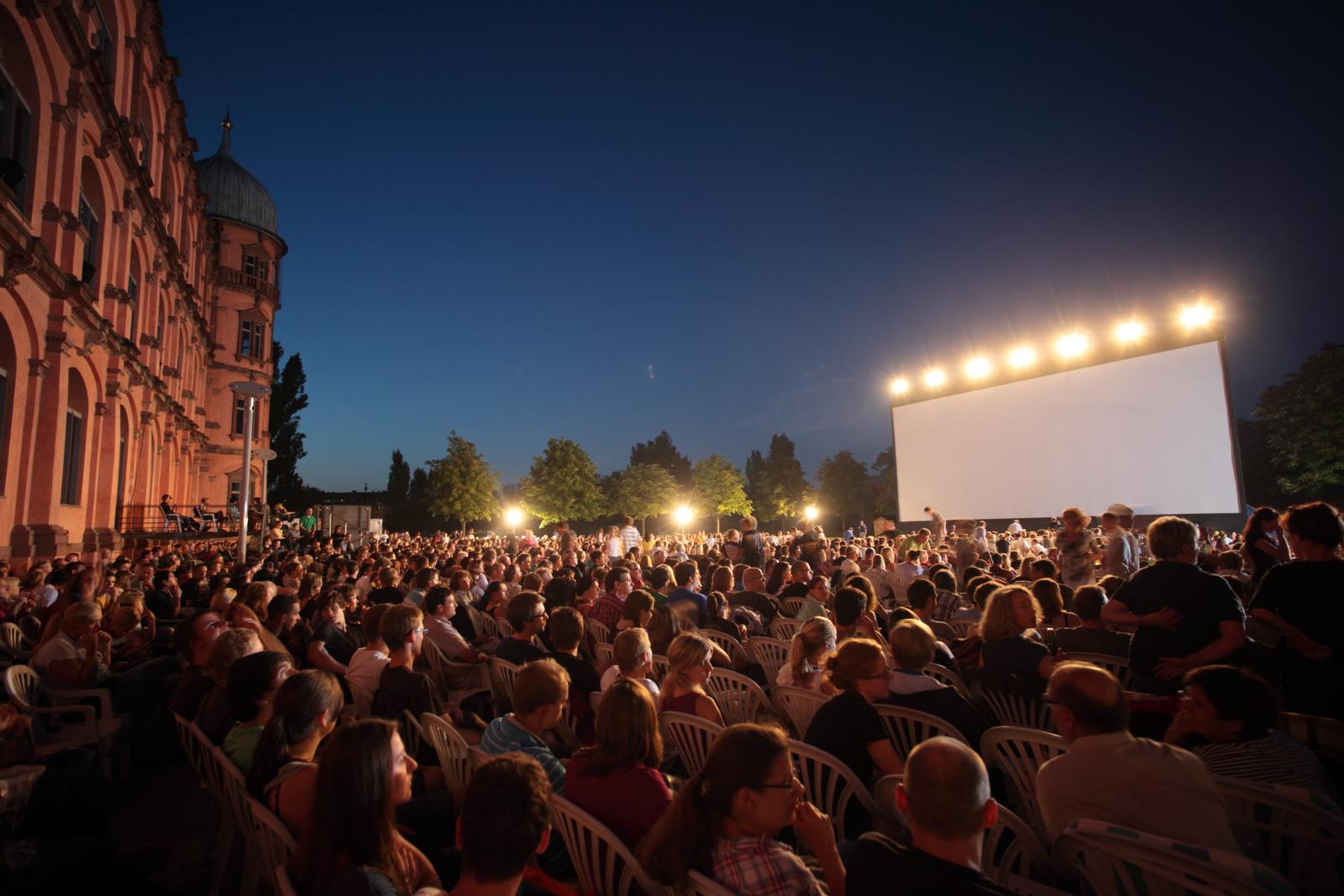 Open Air Kino am Schloss Gottesaue in Karlsruhe