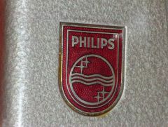 Philips Firmenlogo am Projektor