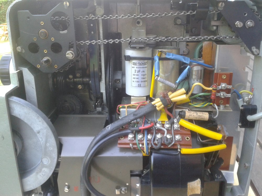 Siemens 2000 - Kondensator (1).jpg