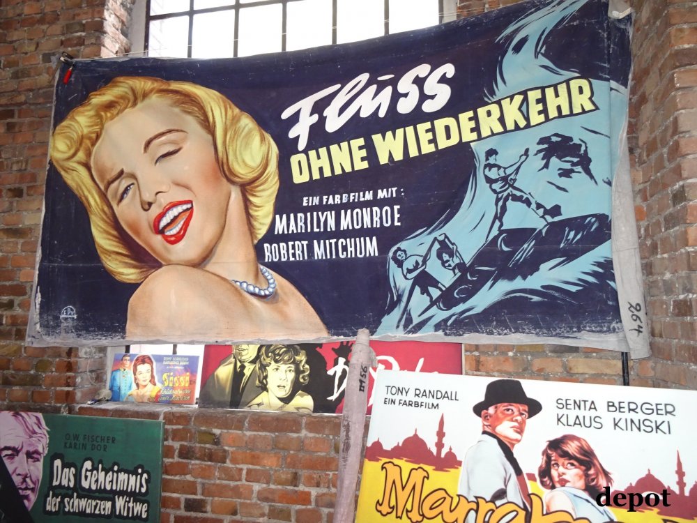 02236 Fluss o. Wiederk..JPG