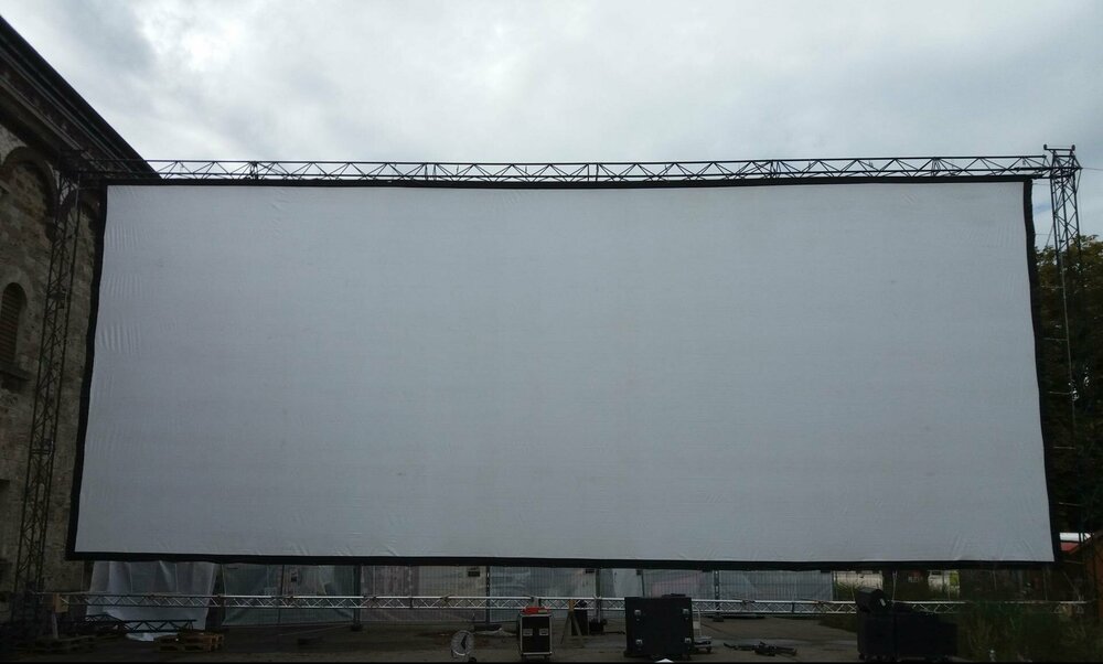 20x8,50 Leinwand.jpg