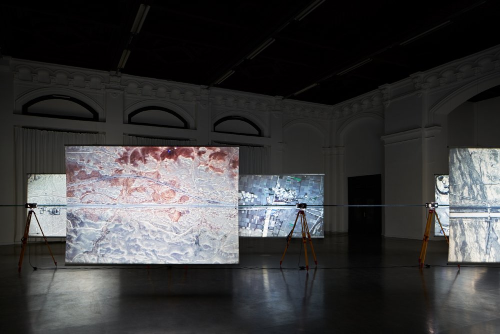 Break of Gauge - Exhibition view 02.jpg