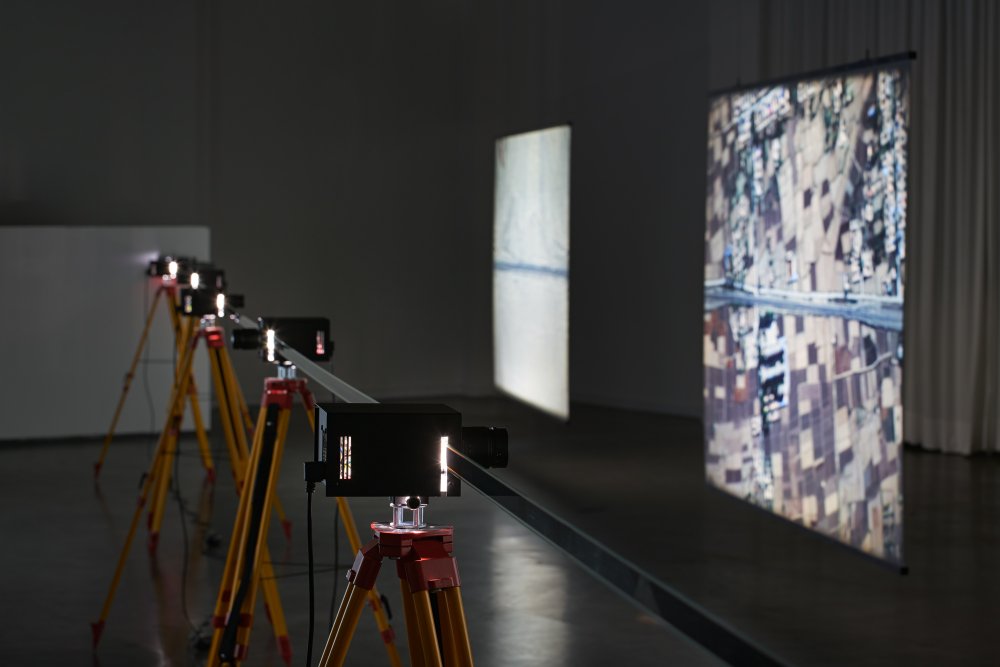 Break of Gauge - Exhibition view 05.jpg