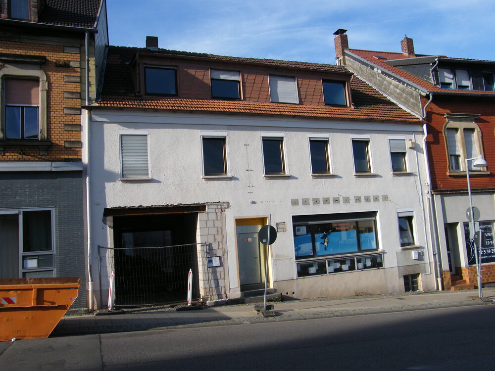 2.JPG