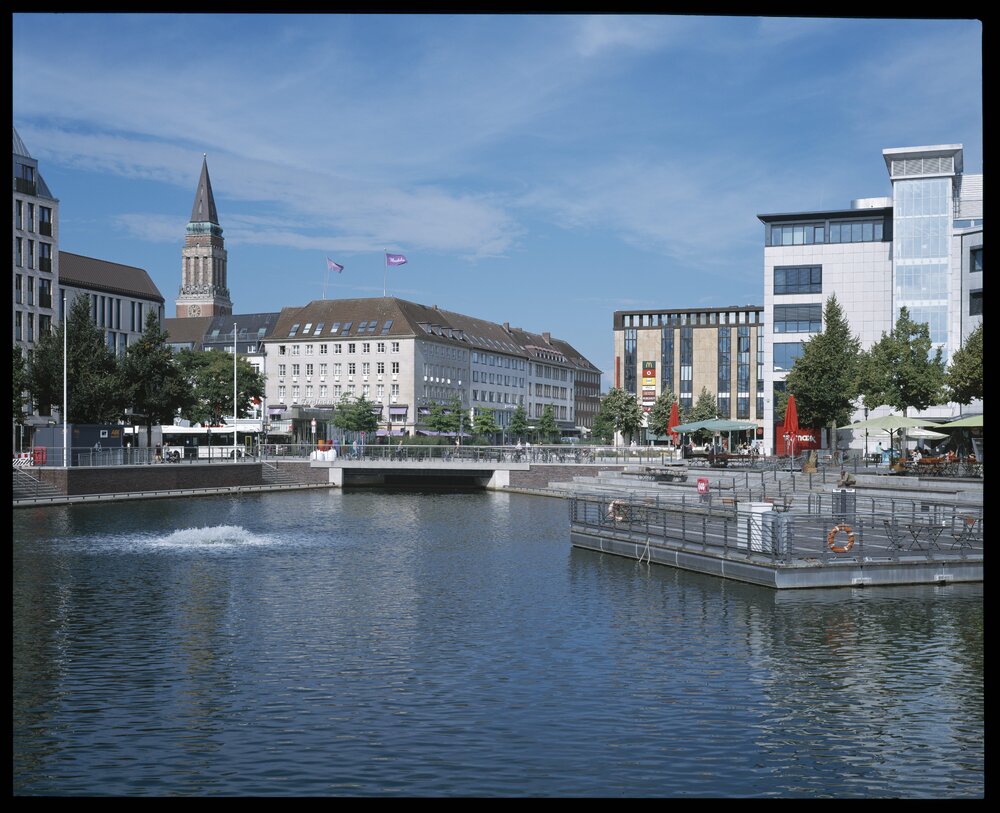 j-fuji-bootshafen.jpg
